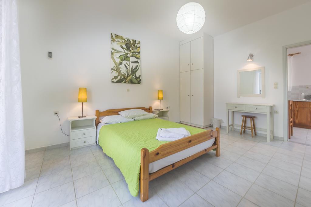 Olive Grove Apts Λιθακιά Δωμάτιο φωτογραφία